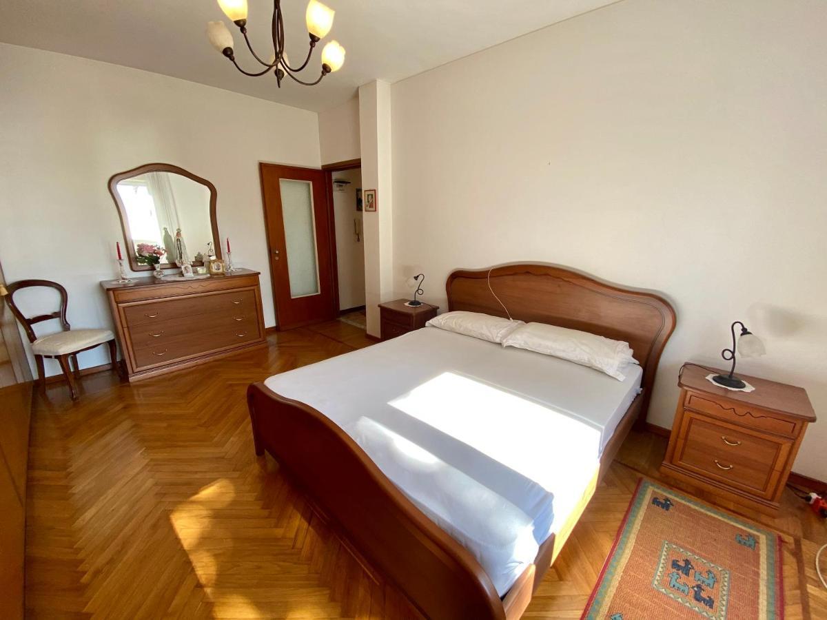 Suite Vista Mare Bilo 93 - Санремо Экстерьер фото